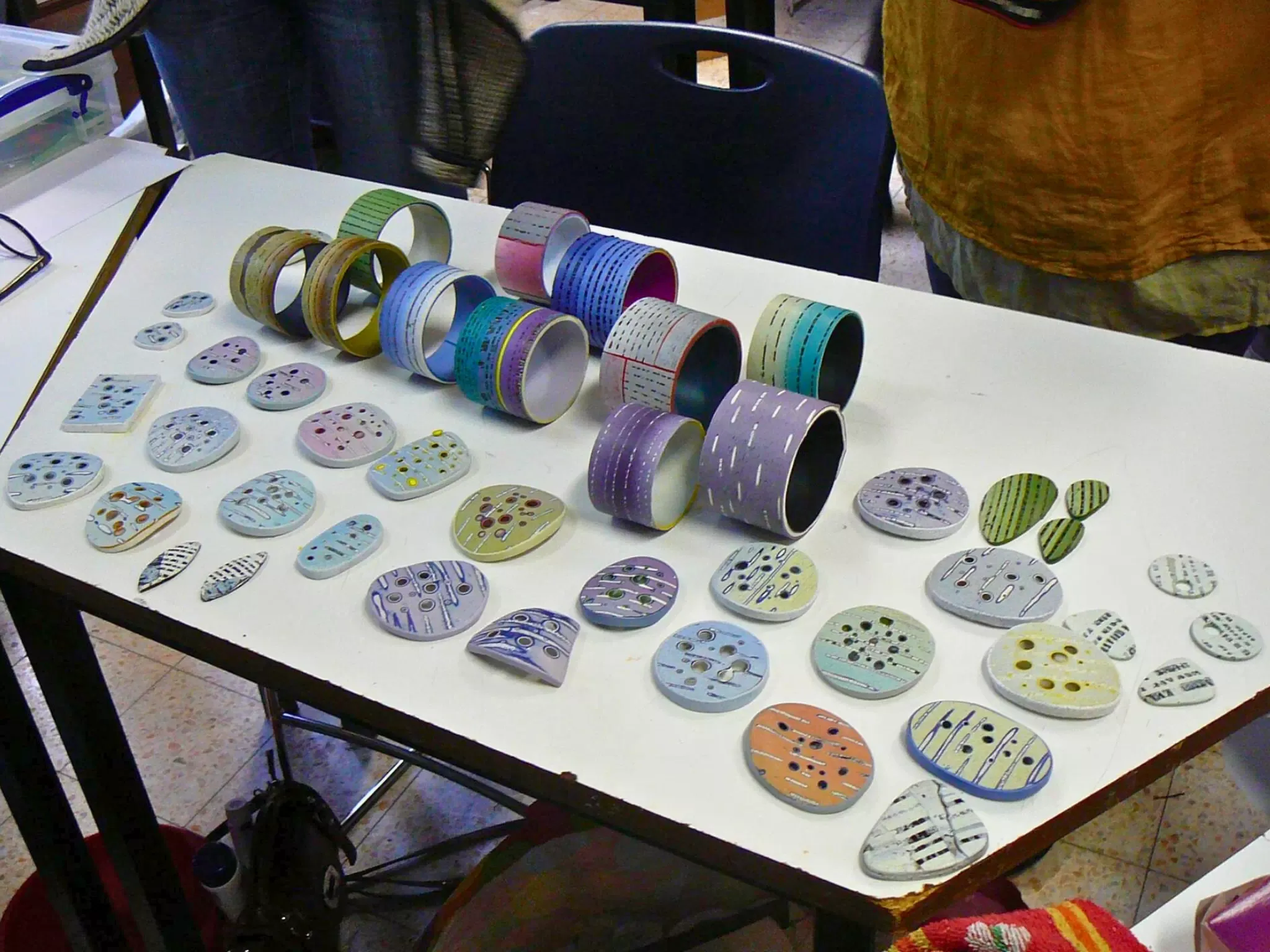 Stage-pate-polymere-workshop-Christine-Dumont Créations des participantes réalisées lors du stage de Christine Dumont à Liège Novembre 2016