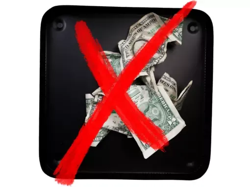 Plaque en métal avec une croix rouge indiquant qu'il n'est pas recommandé d'utiliser ce genre de support pour la cuisson de l'argile polymère